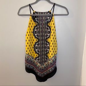 V-neck sleeveless blouse